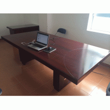 Bàn họp Hòa Phát mới 95%