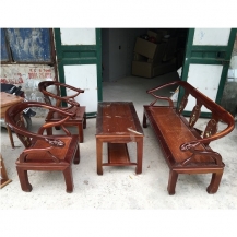 Bộ bàn ghế gỗ nghiến