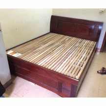 Giường gỗ xoan đào mới 90%
